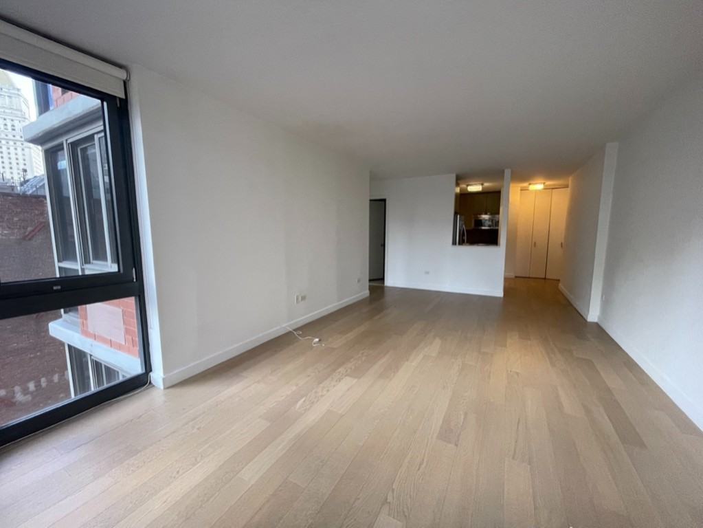 Duane St #19 - Photo 6 of 9