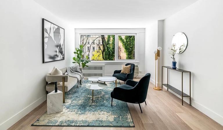 E 34th St #9K - Photo 2 of 3