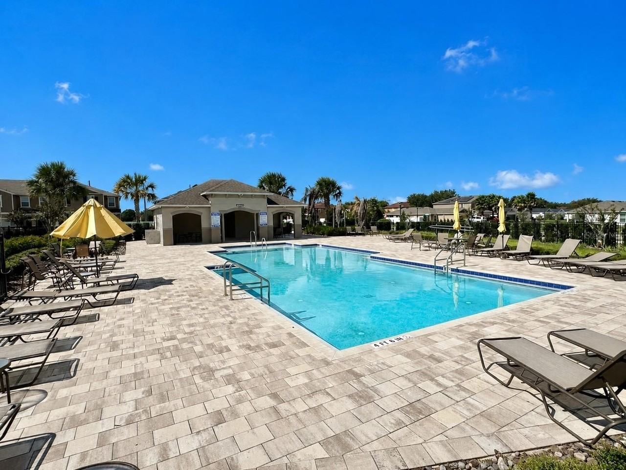 1483 Mirabella Cir - Photo 2 of 26