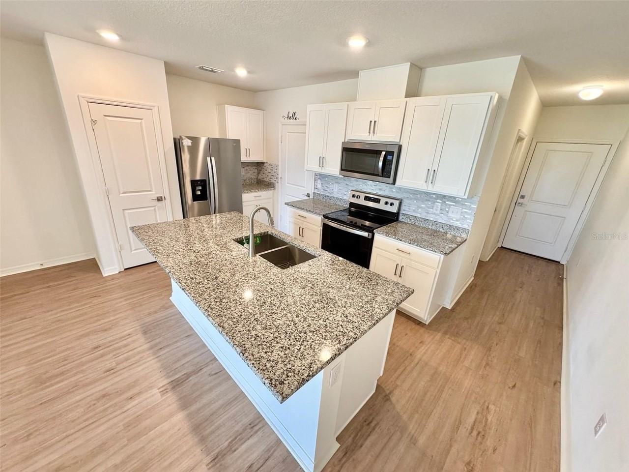 1483 Mirabella Cir - Photo 4 of 26
