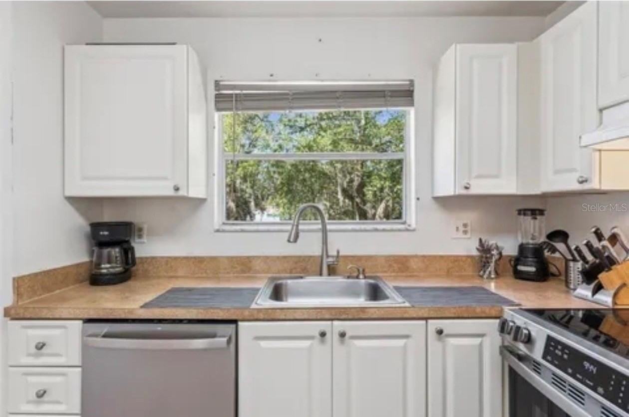 2564 Woodgate Blvd #204 - Photo 4 of 25