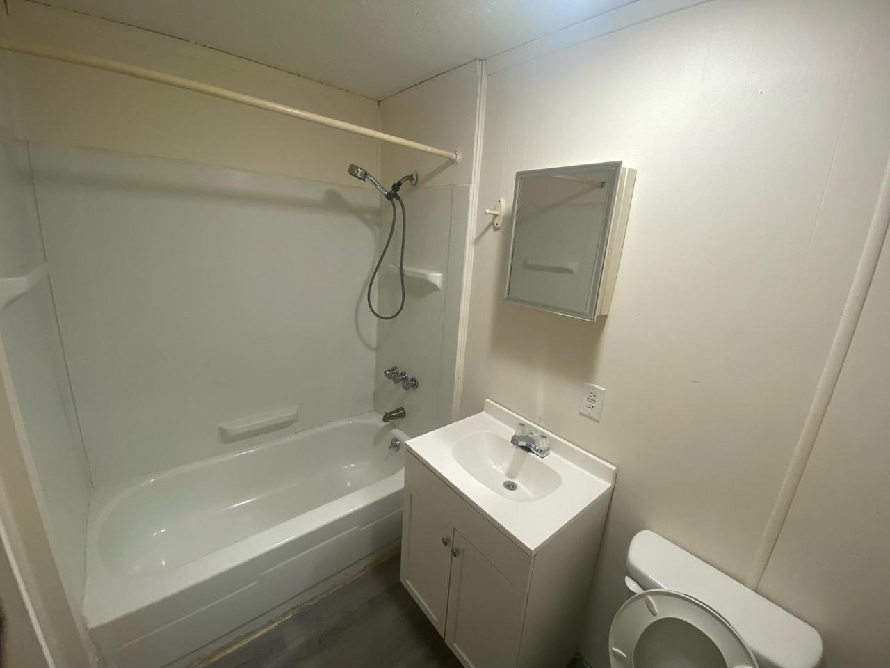 Chestnut Creek Apartments - Photo 7 of 16