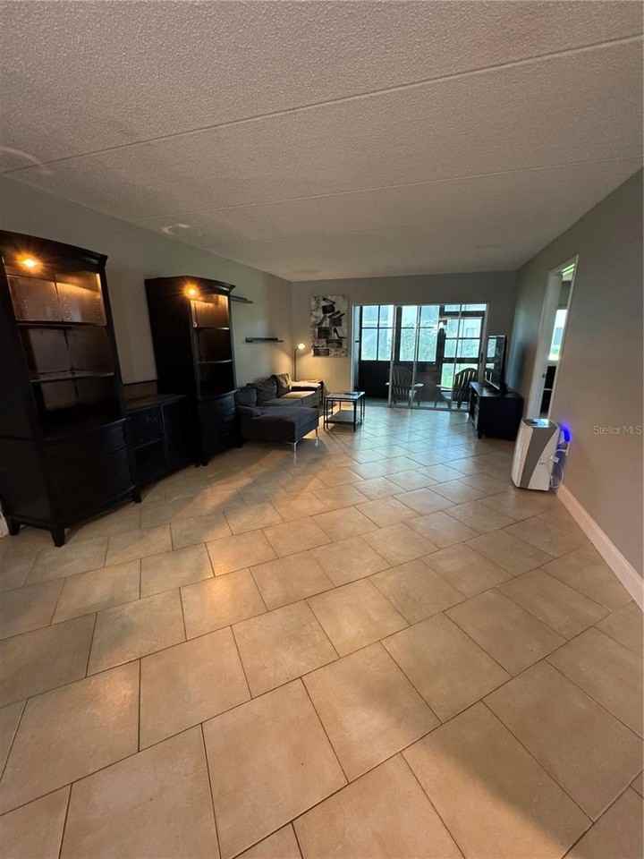 109 Pine Ct - Photo 7 of 41
