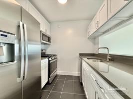 featured image of W 42nd St #21H
