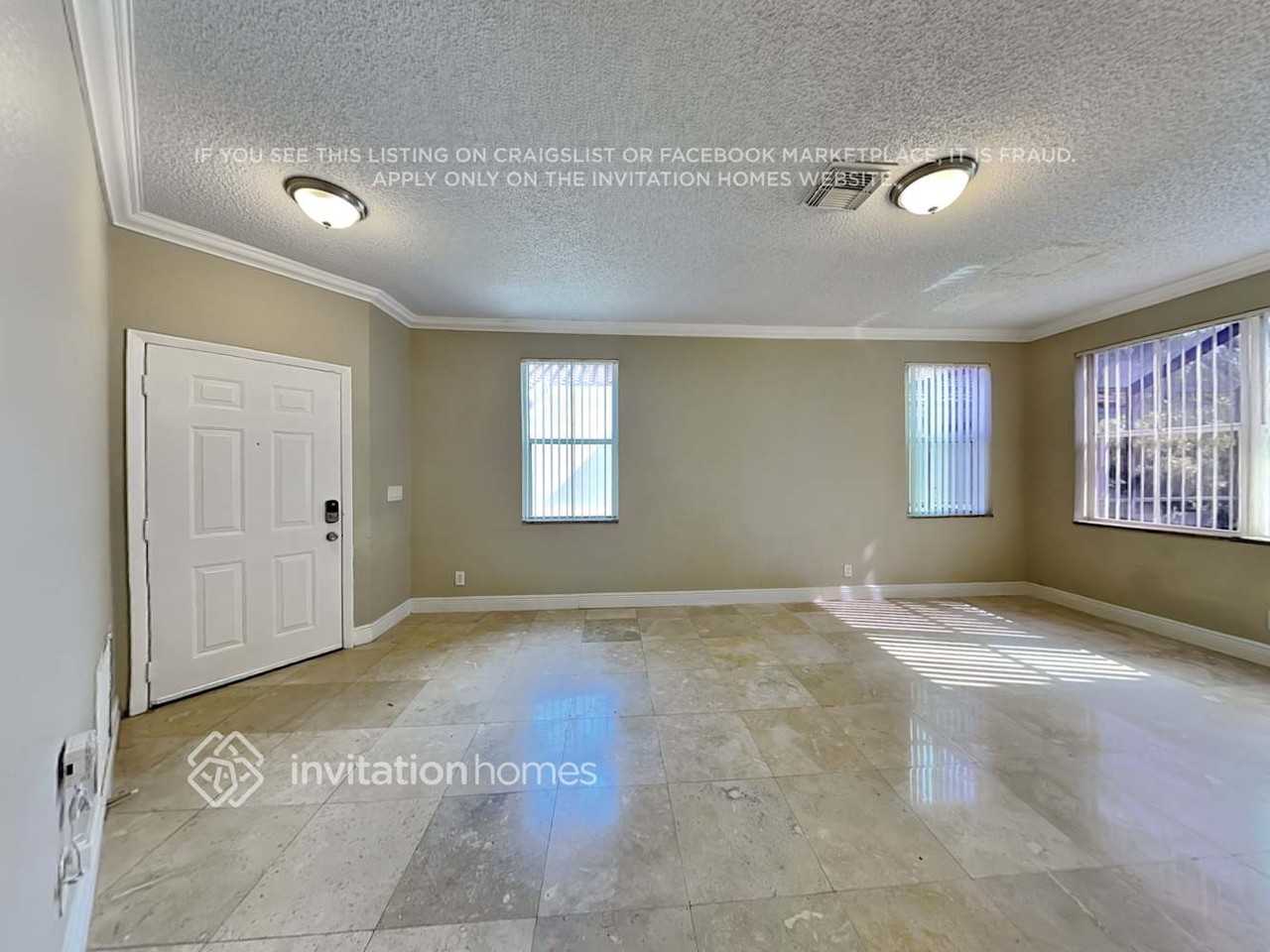 18430 Nw 21st St - Photo 4 of 21