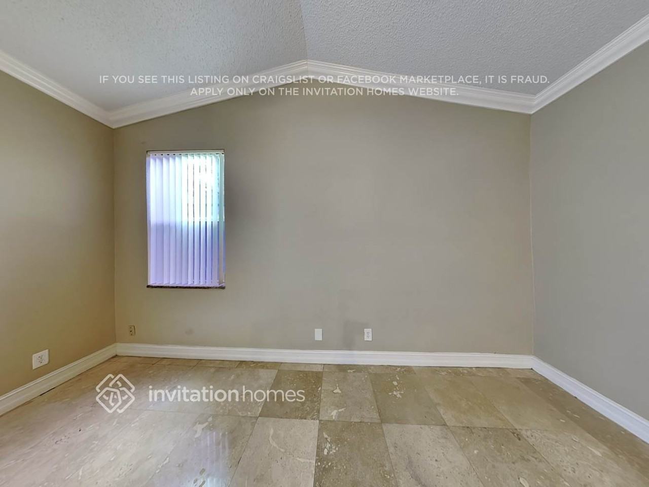 18430 Nw 21st St - Photo 6 of 21