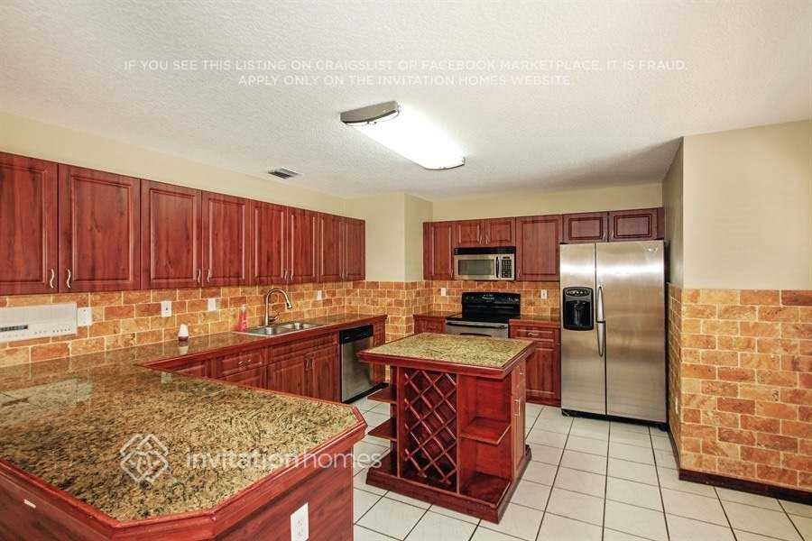 17111 Sw 153rd Pl - Photo 7 of 18