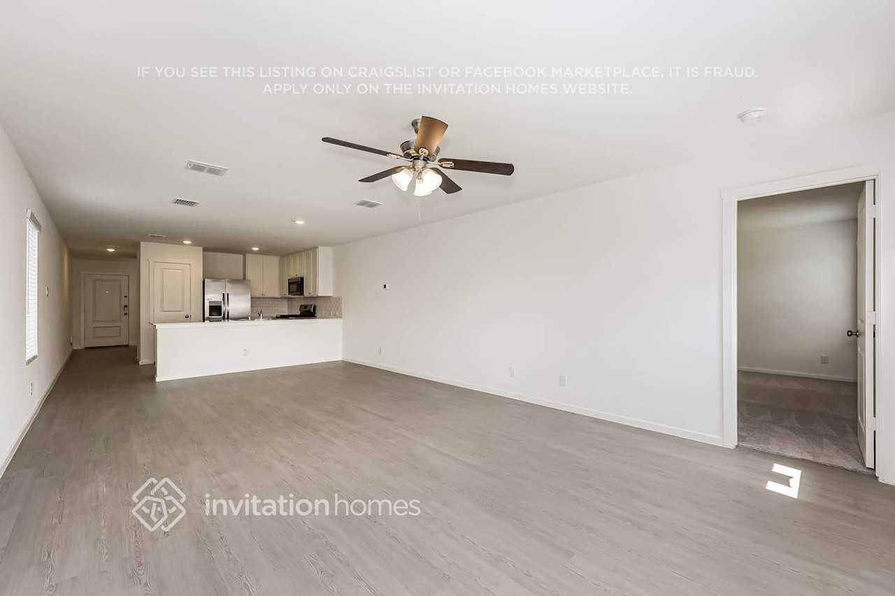 1207 Canyon Wren Dr - Photo 5 of 17