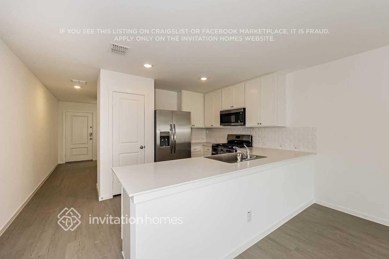 1207 Canyon Wren Dr - Photo 7 of 17