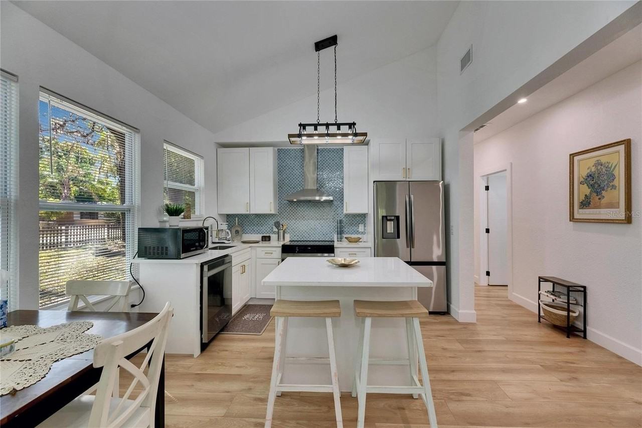 1021 E 25th Ave - Photo 6 of 18