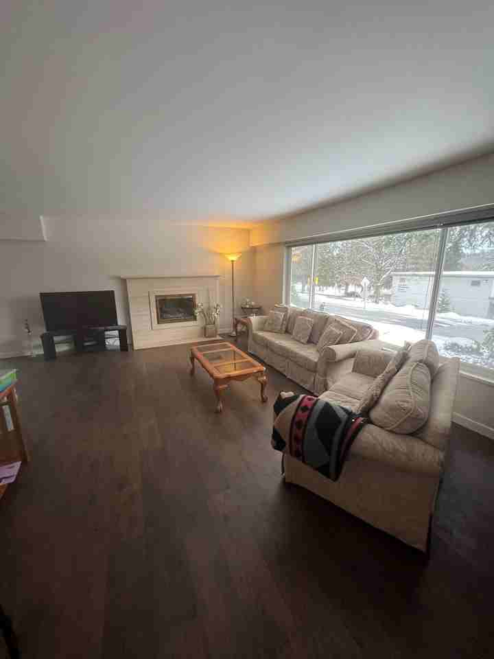 5483 Eglinton Street - Photo 2 of 15