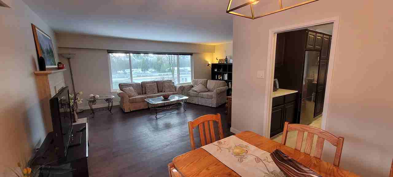 5483 Eglinton Street - Photo 4 of 15