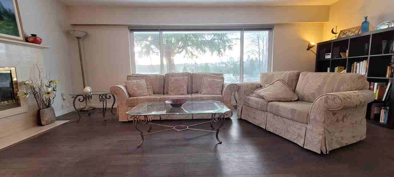 5483 Eglinton Street - Photo 5 of 15