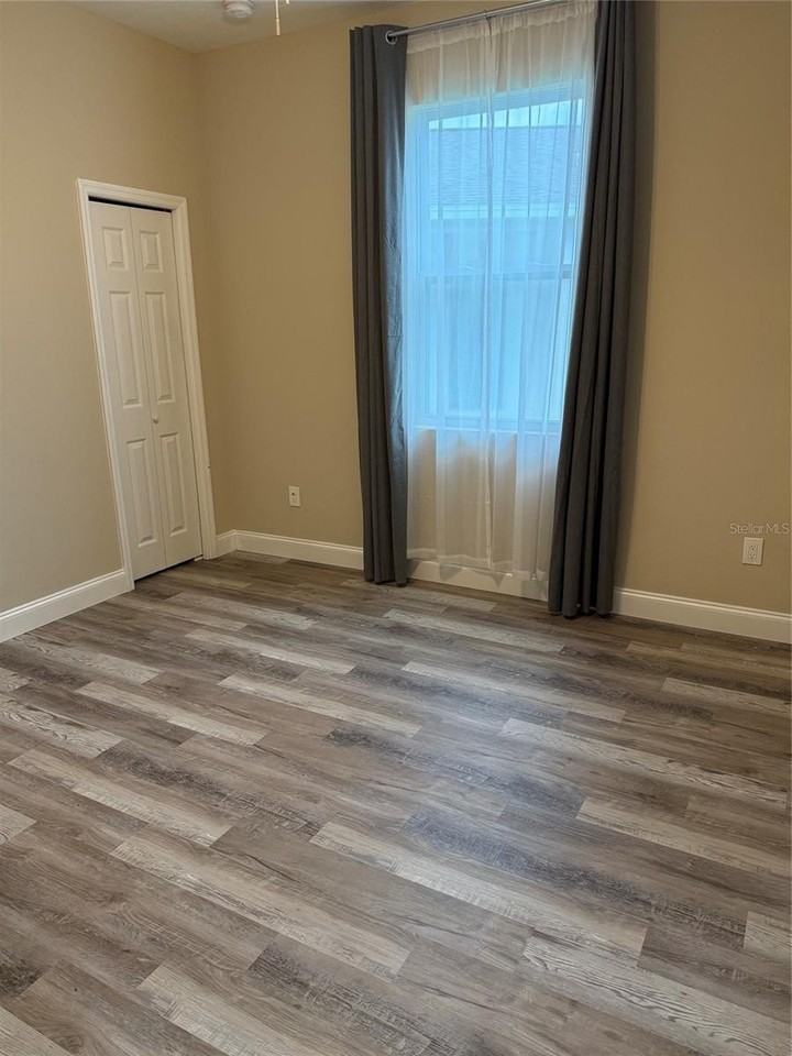 540 Lindsay Anne Ct - Photo 7 of 15