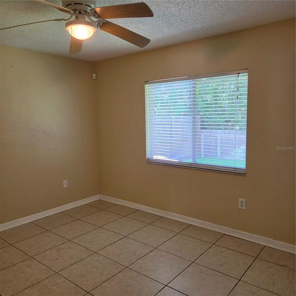 27201 La Jolla Way - Photo 4 of 8
