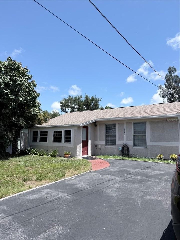 1843 N Washington Ave - Photo 2 of 21