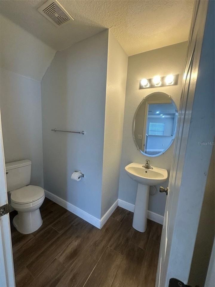 2516 Edgewater Falls Dr - Photo 7 of 18
