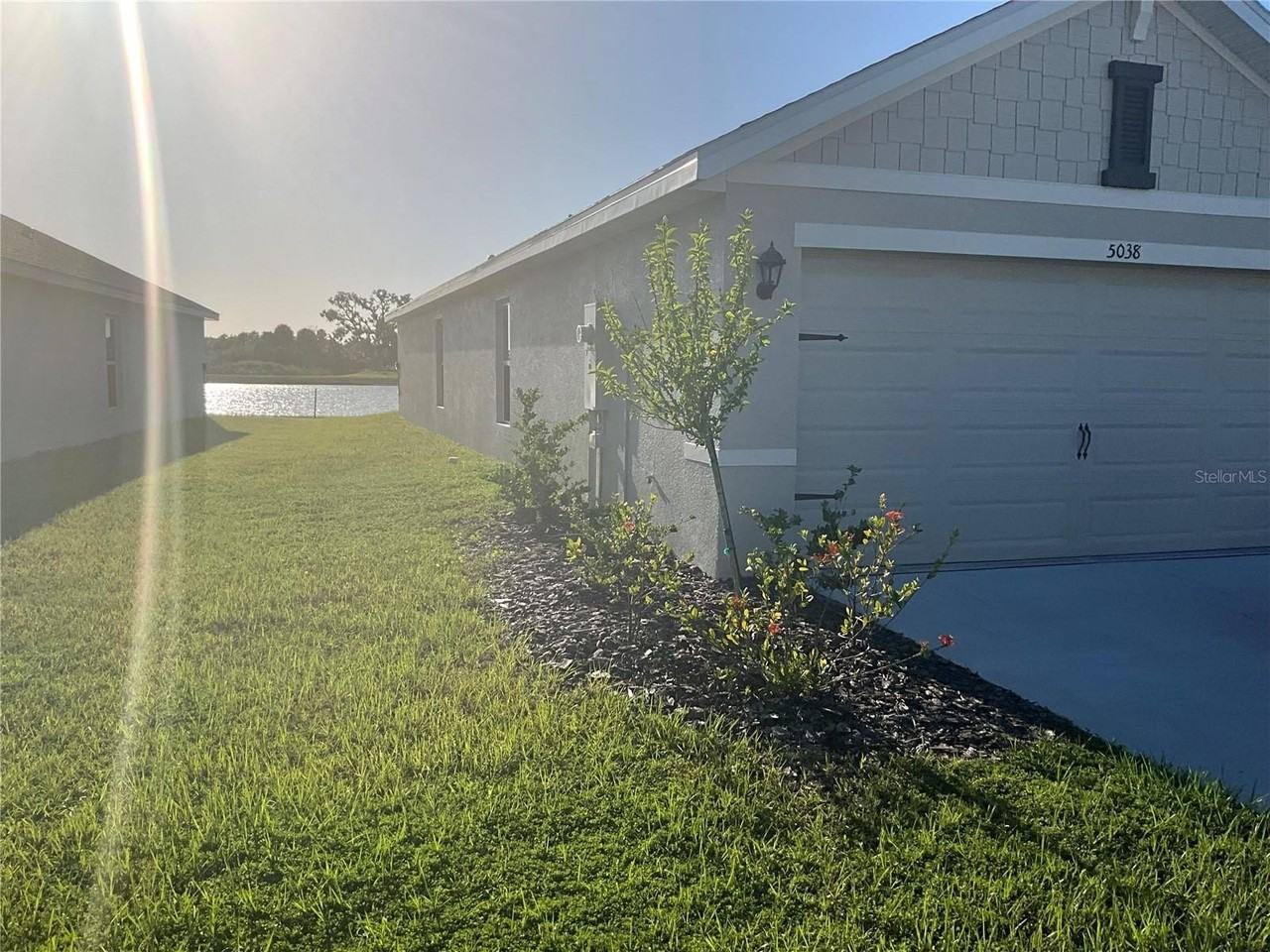 5038 Rocky Coast Pl - Photo 3 of 46