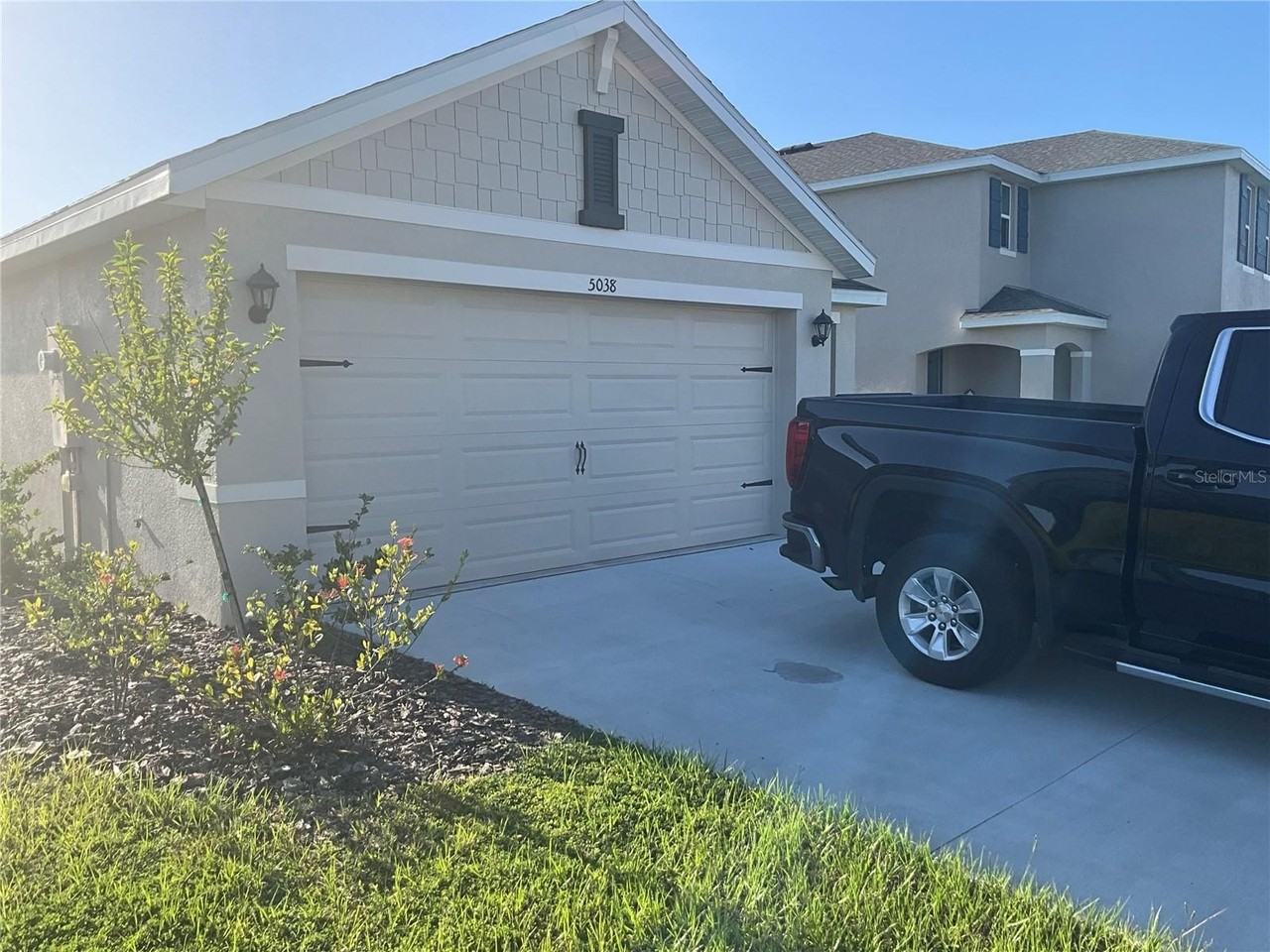 5038 Rocky Coast Pl - Photo 4 of 46