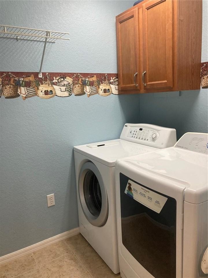 1819 Hammocks Ave #0000 - Photo 5 of 15