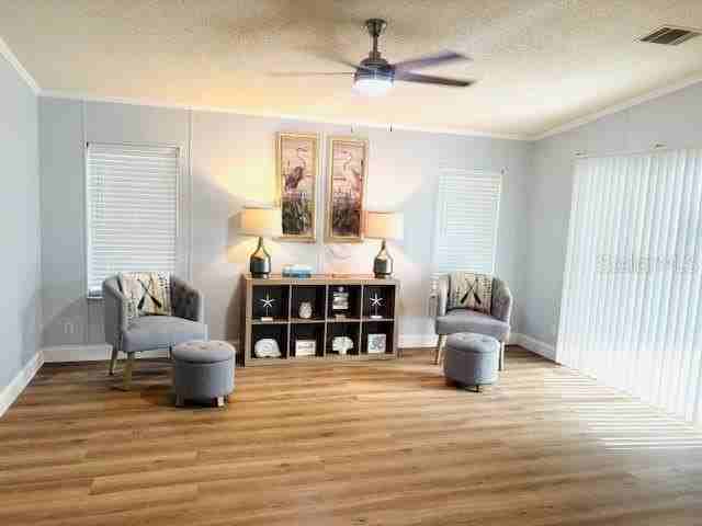 7112 Pine Needle Ln - Photo 2 of 21
