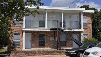 featured image of 131 Althea St Apt A1