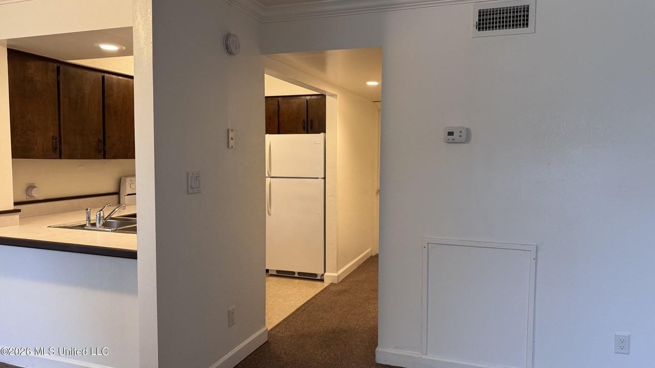 131 Althea St Apt A1 - Photo 6 of 8