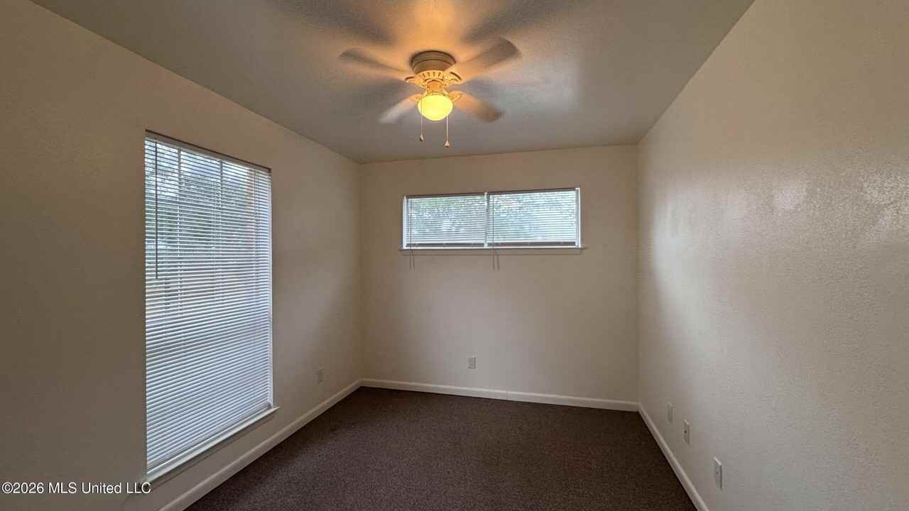 131 Althea St Apt A1 - Photo 7 of 8