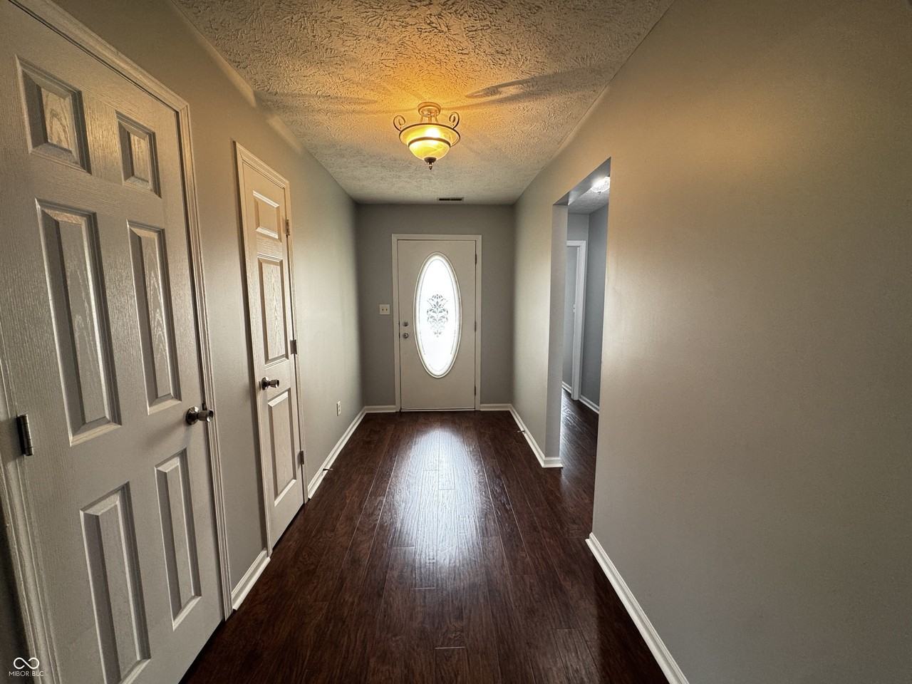 6735 Lexington Cir - Photo 4 of 23