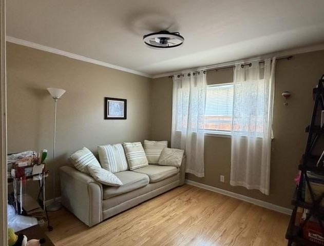 523 Hickory Pl - Photo 5 of 11