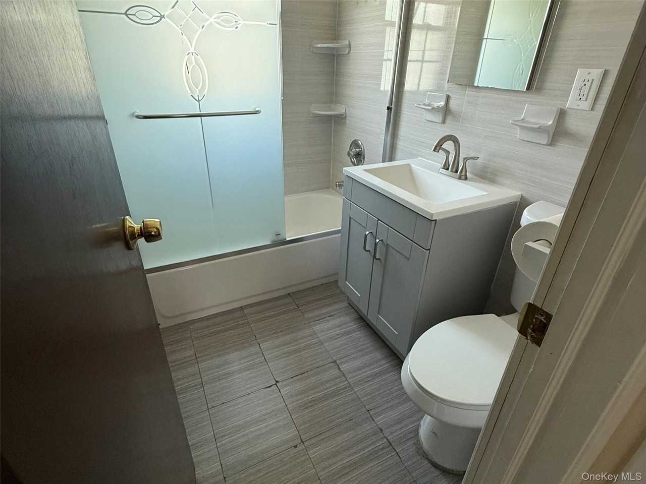 8838 247th St - Photo 2 of 6