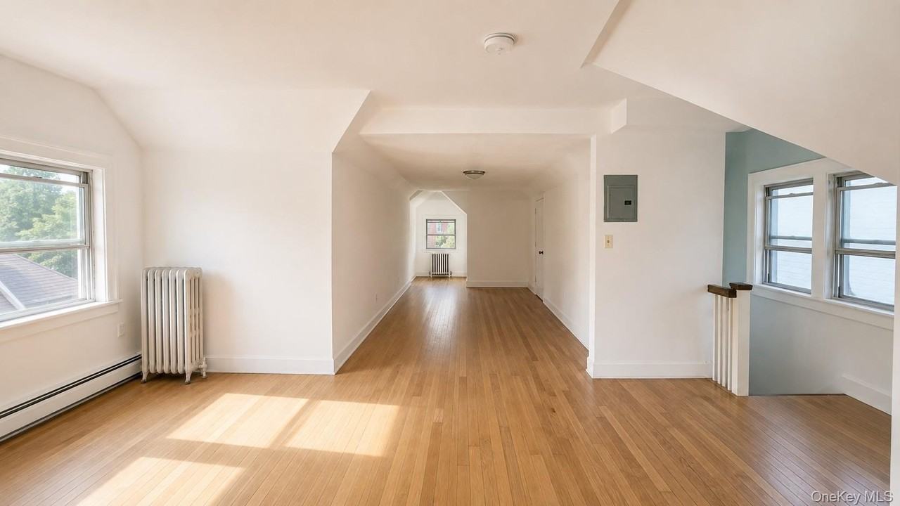 14708 33rd Ave - Photo 4 of 4