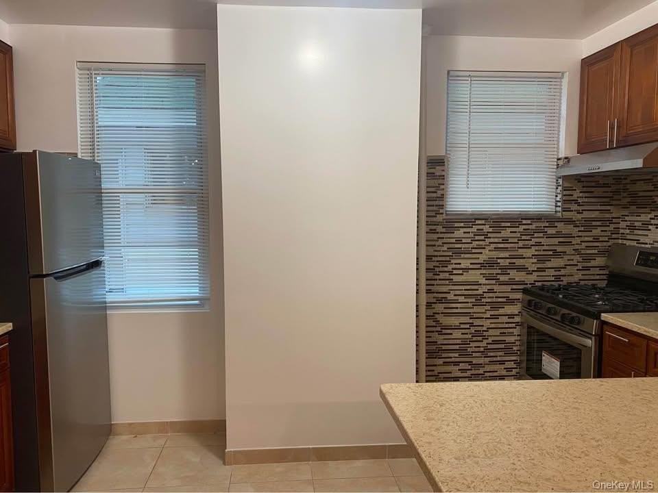 4411 Ketcham St #2FL - Photo 4 of 15