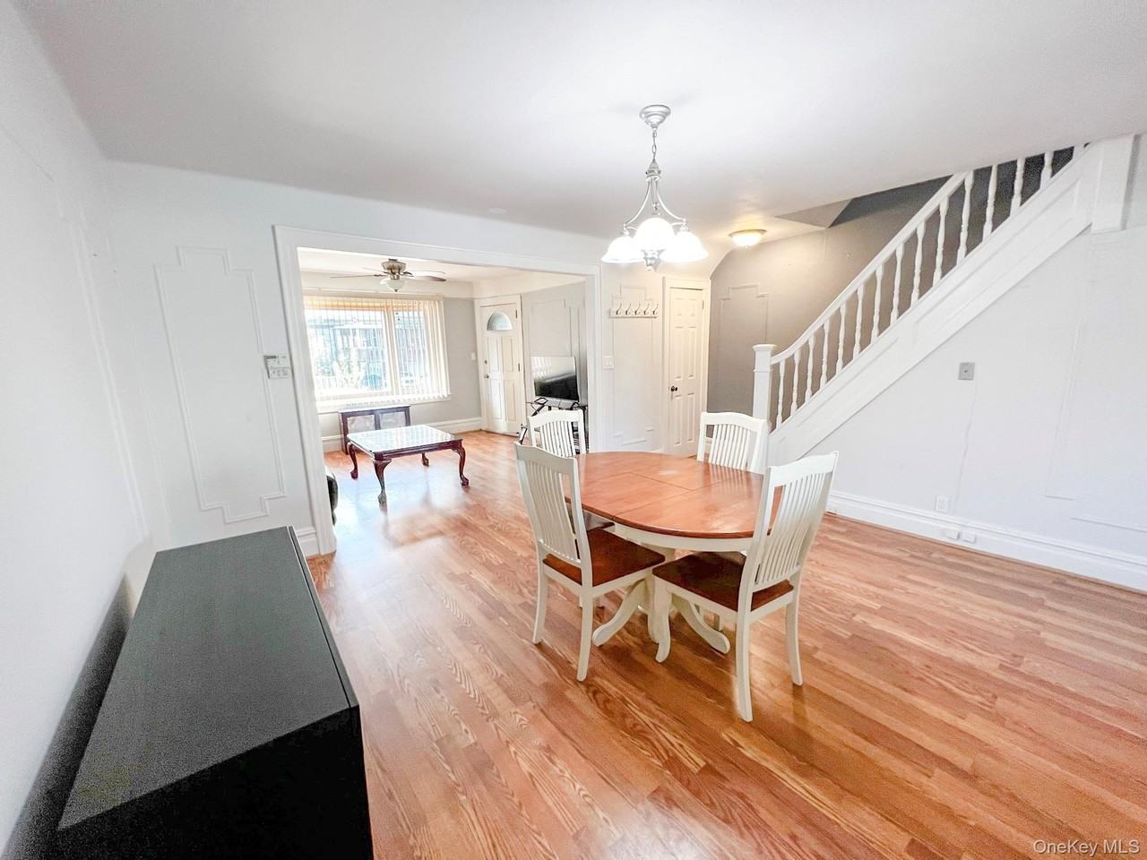 3259 46th St - Photo 4 of 15
