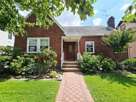 featured image of 190 Bryant Ave