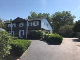 8 Stonehenge Ln - Photo 1 of 1