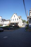 featured image of 221 Walnut St