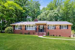 2620 Greencrest Dr - Photo 1 of 1