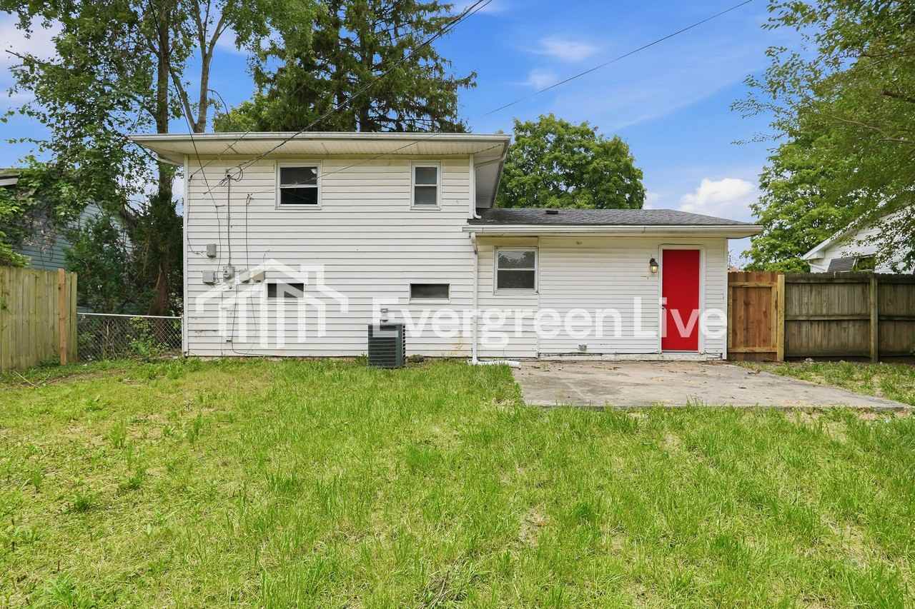 3852 Bonita Rd - Photo 7 of 15
