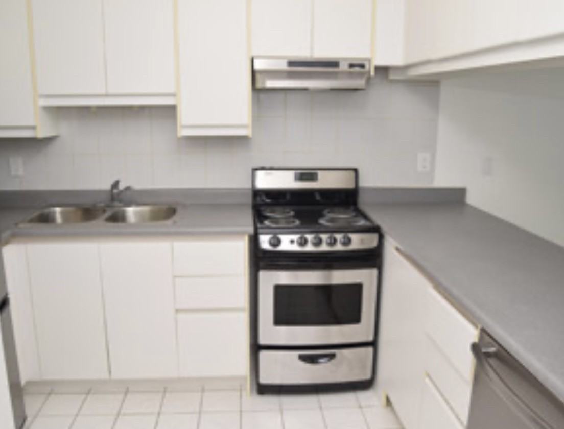 337 Seaton St - Photo 4 of 9