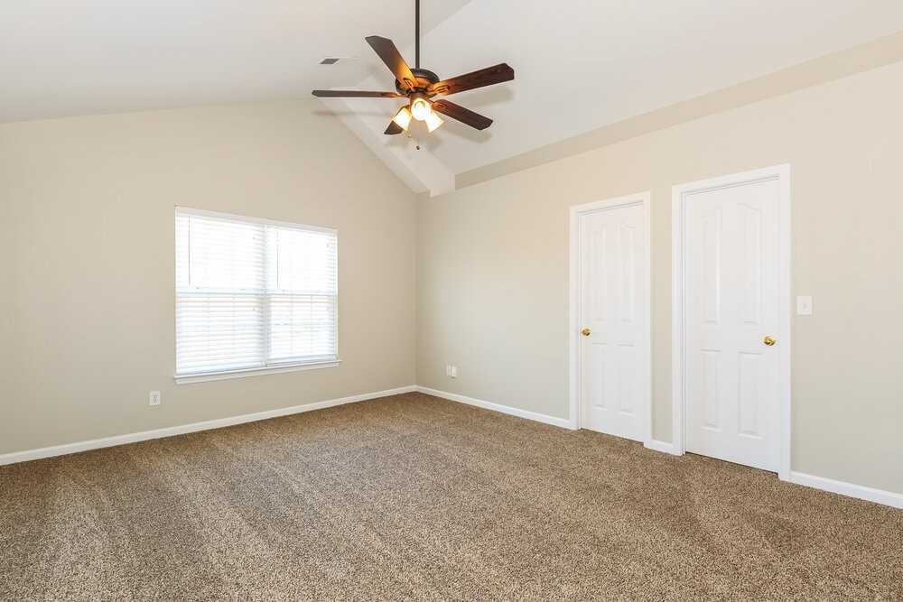 10305 Green Hedge Ave - Photo 6 of 15