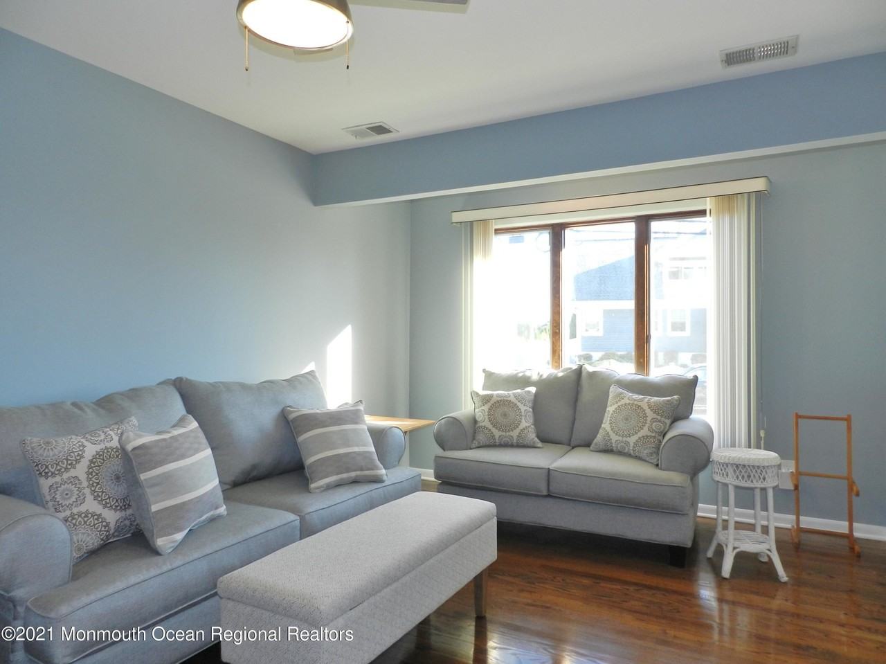 153 Airsdale Ave - Photo 6 of 20