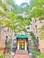 featured image of 140-35 Burden Crescent #401