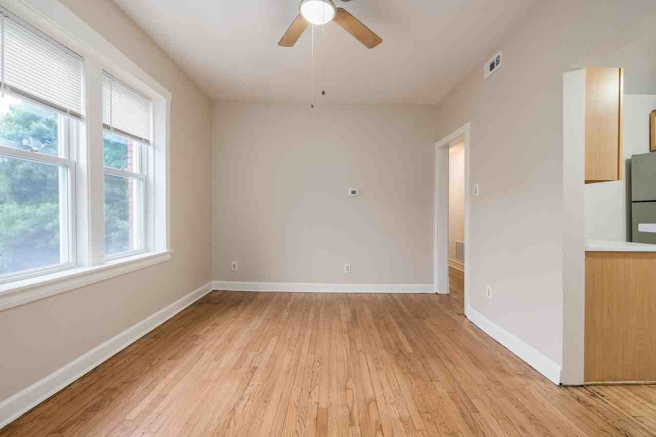 3722 W Altgeld St #1E - Photo 5 of 22