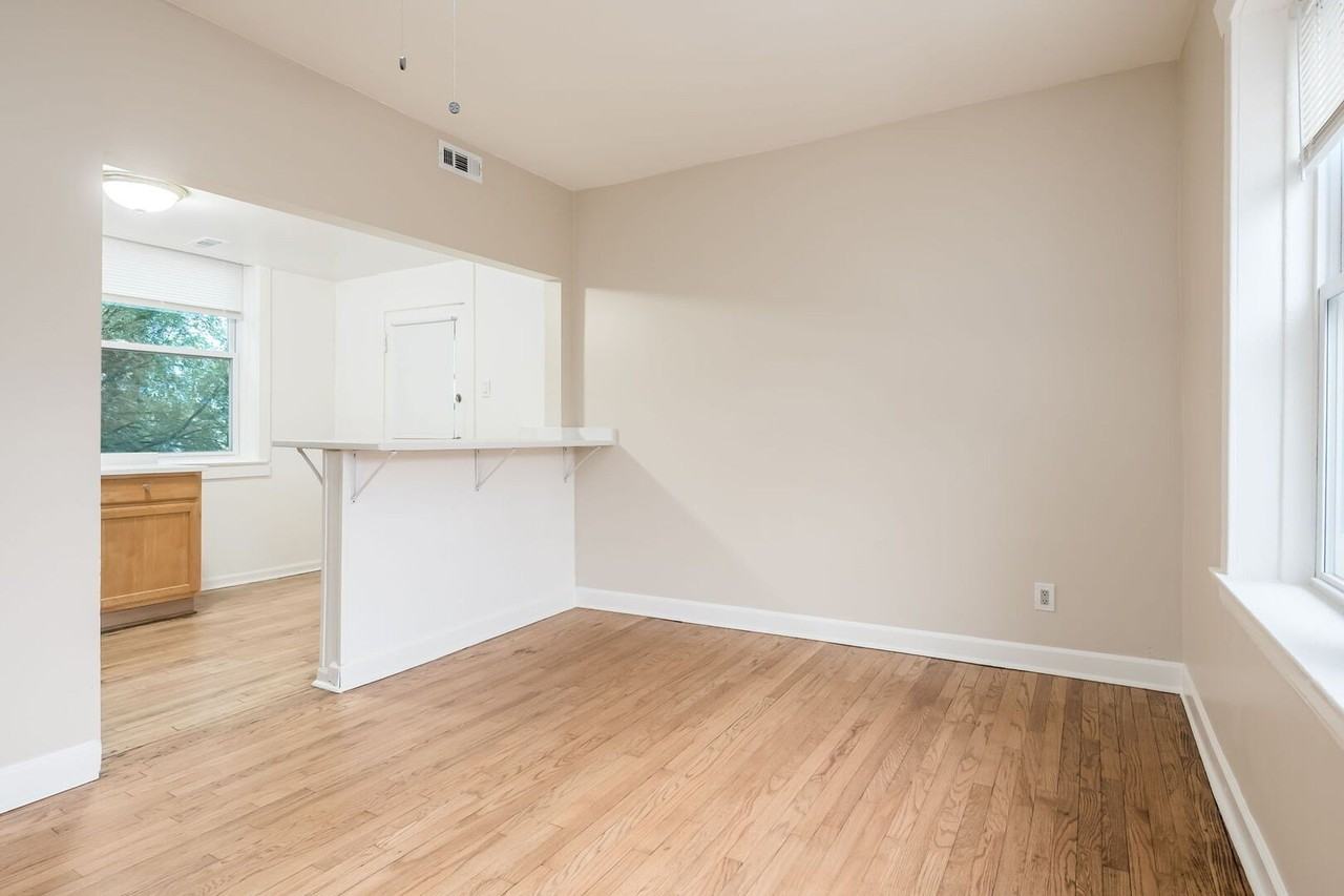 3722 W Altgeld St #1E - Photo 6 of 22