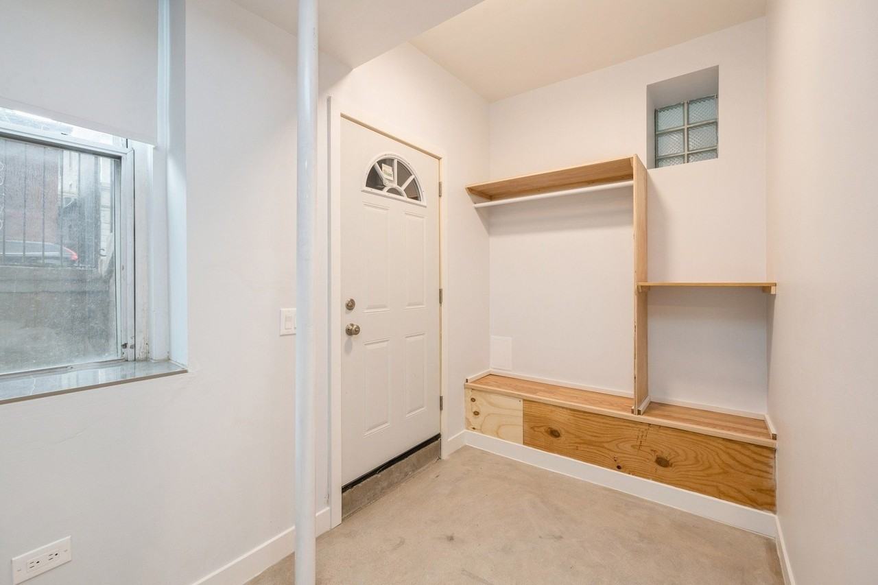 724 W 18th St #G - Photo 2 of 19