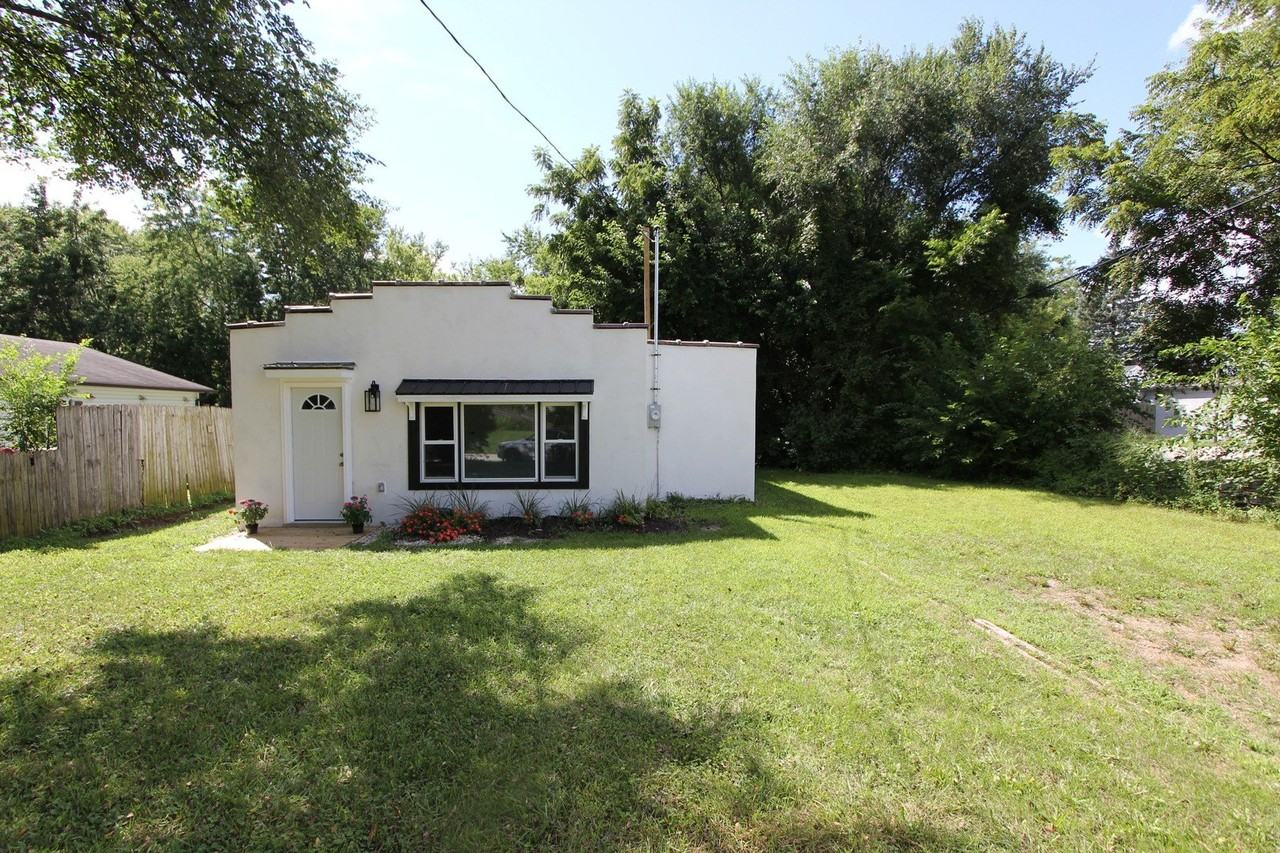103 Atwood Ave - Photo 3 of 22