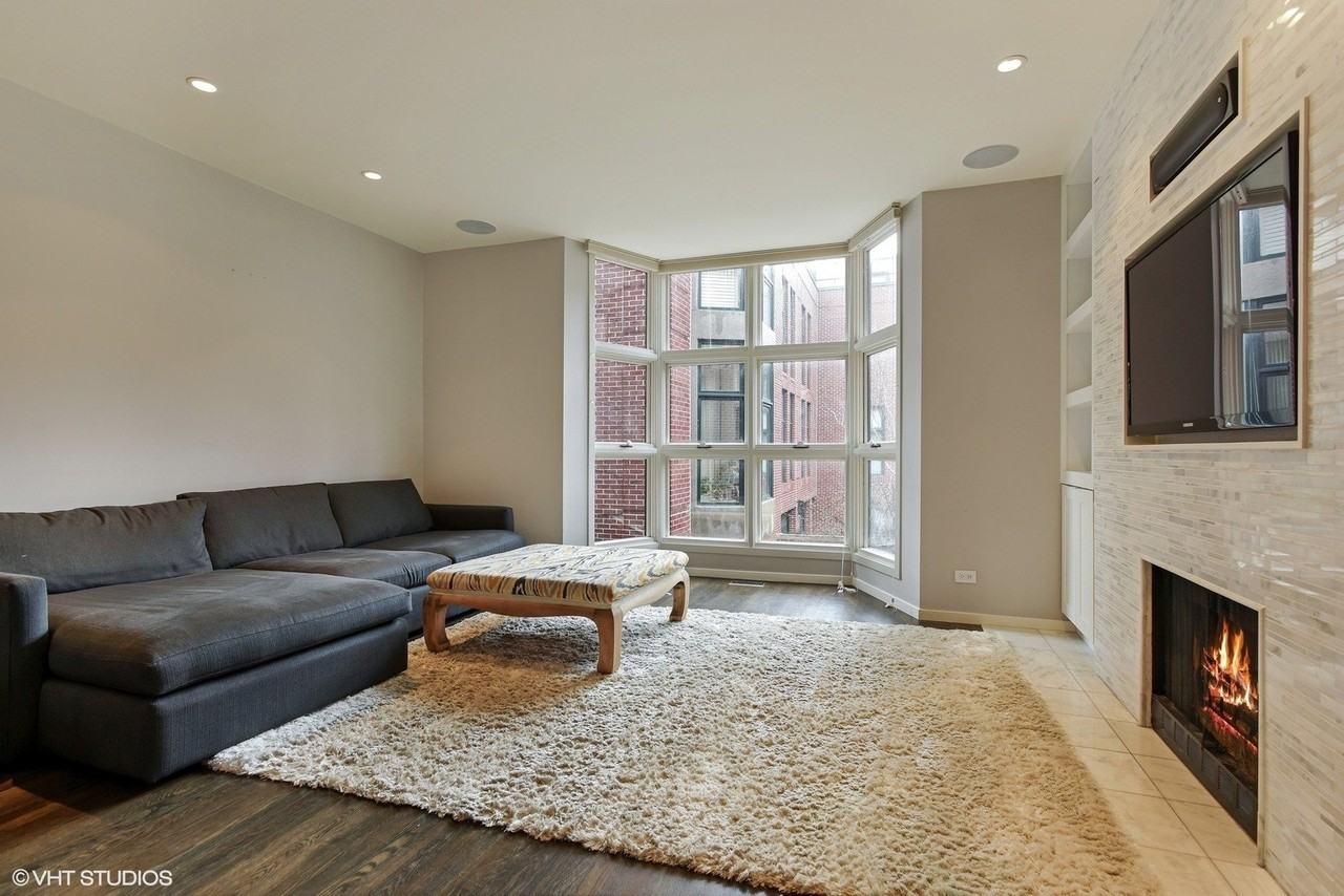 1701 N Halsted St #E2 - Photo 5 of 17