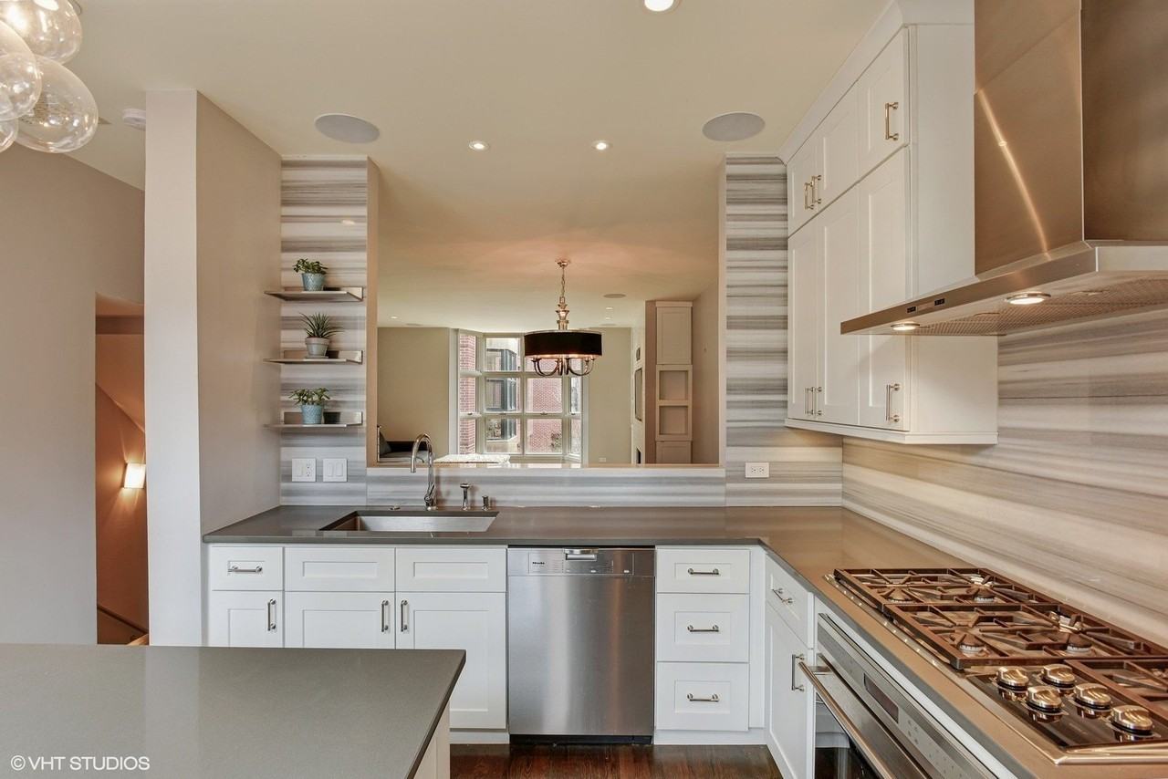 1701 N Halsted St #E2 - Photo 7 of 17