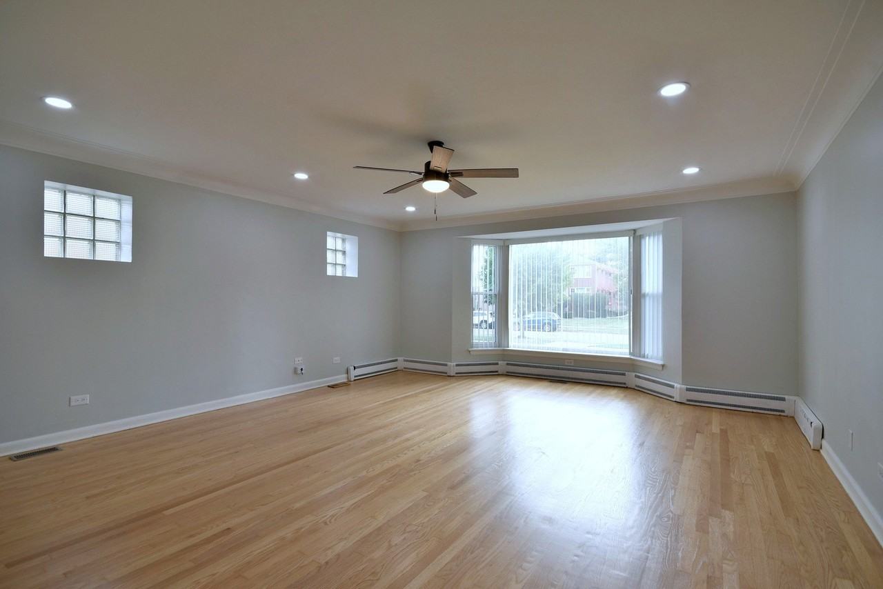 1530 Clinton Pl #1 - Photo 2 of 32